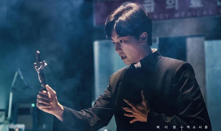 Mục Sư Trừ Tà - Priest (2018)